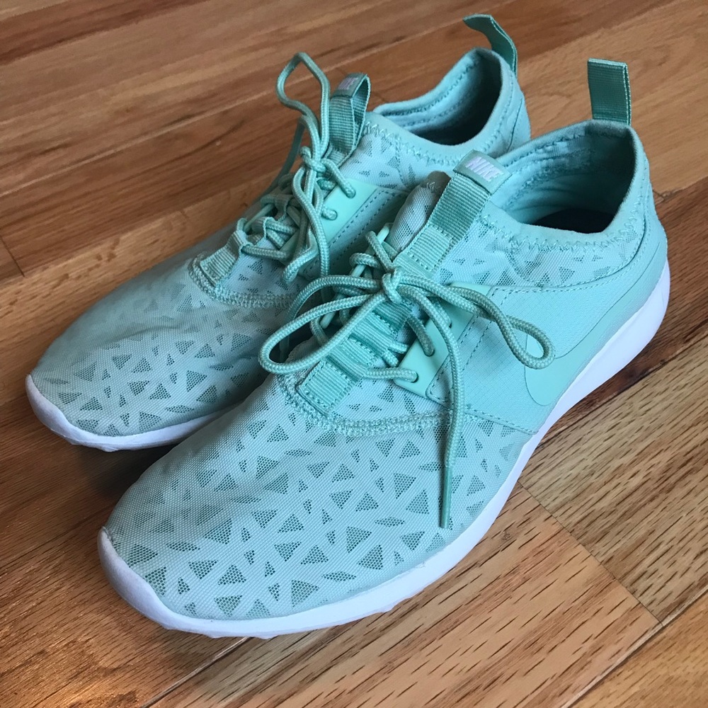 Mint Green Nike Sneakers